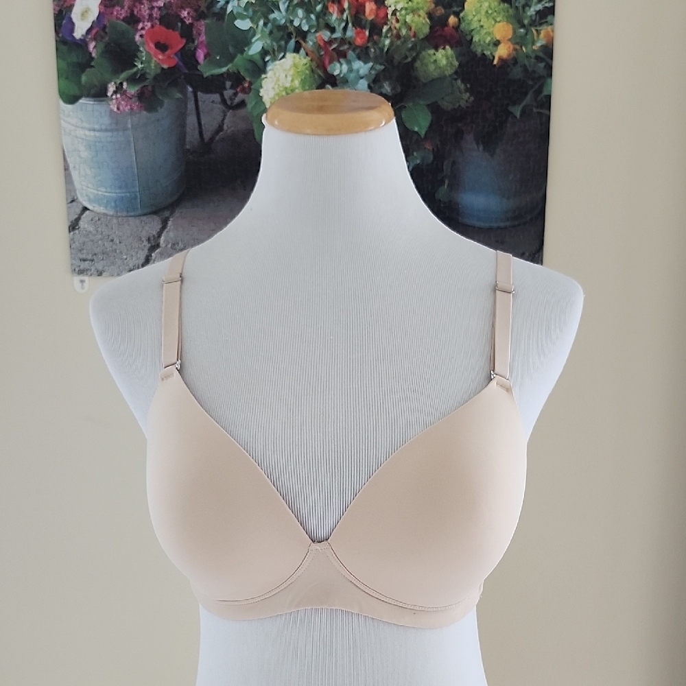 Soma Memorable Wireless Bra Light Beige Size 36B